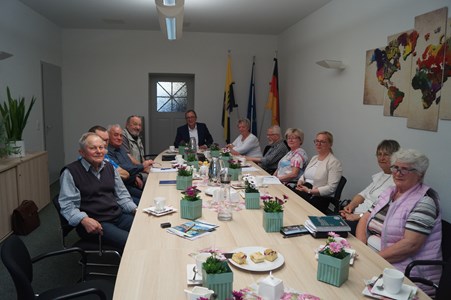 Landrat Markus Bauer im Gespräch mit dem Kreisseniorenbeirat